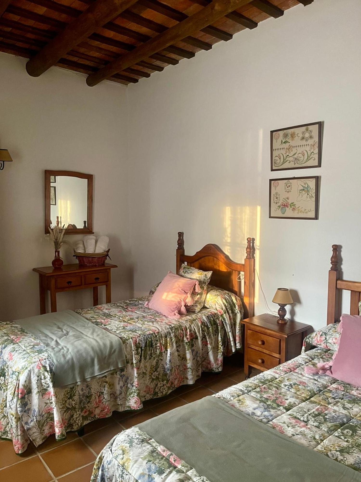 Penzion Cortijo Huerta Galindo Alanís Exteriér fotografie